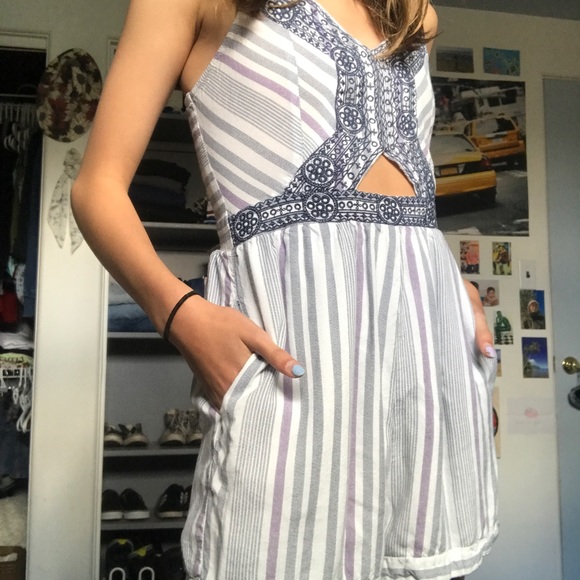 Romper - Picture 2 of 2